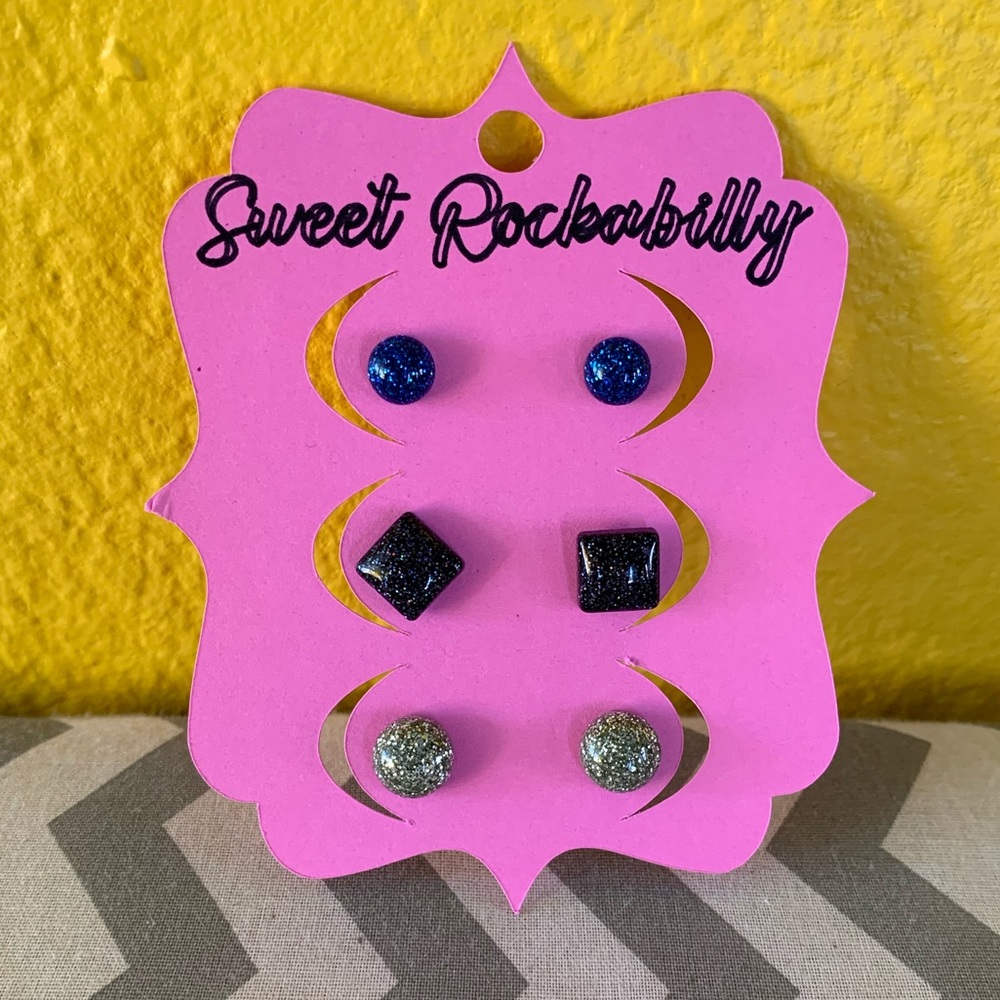 3 Pairs of Glitter Earrings